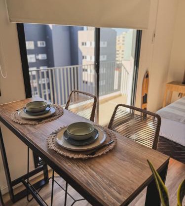 Estudio a estrenar con piscina
