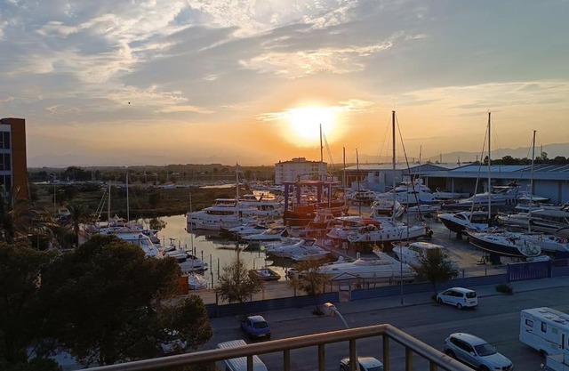 Estudio con vistas, Roses