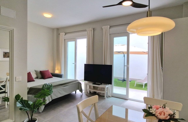 Estudio-Exclusivo-Baño en la habitacion-Terraza-Bajo
