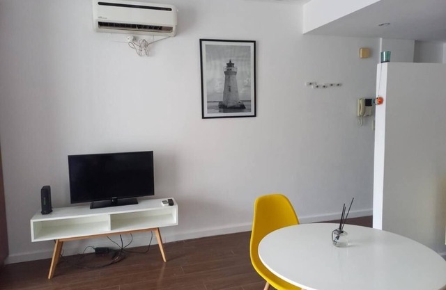Estudio minimalista, moderno, confortable luminoso con piscina,Palermo Hollywood