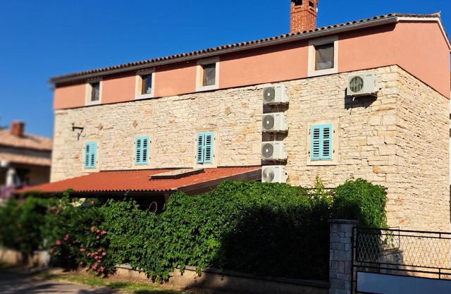 Eti and Mia holiday apartments