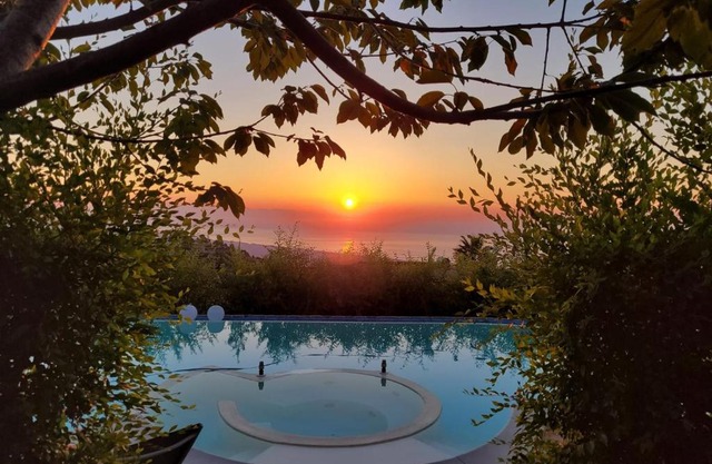 Etna Sunshine Rent Rooms