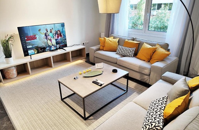 Etolou B5 - by Verde Apartments