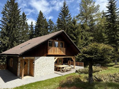 EULIUM - Retreat Chalet