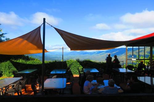 Eungella Chalet Hotel