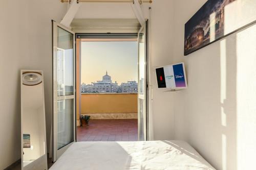 Eur-motagnola attico 2bedr apt 280 terrace view