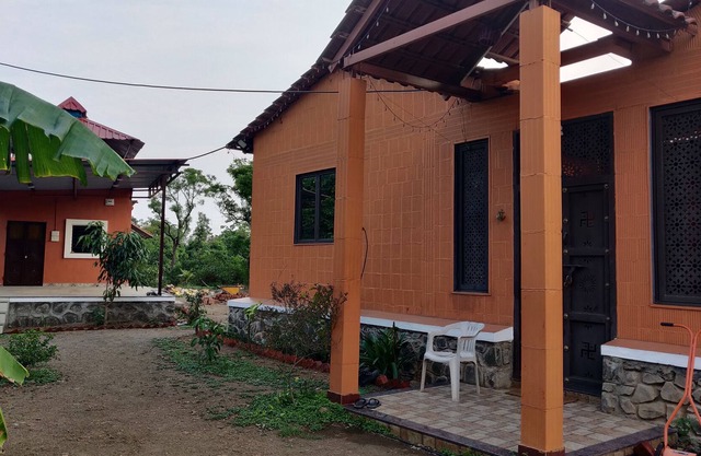 European Clay Materials Farmhouse at the center of Satara tourism destinations
