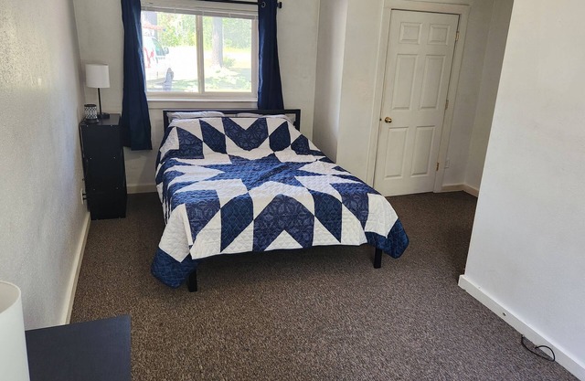 EV Ready Keweenaw Basecamp Near MTU – Affordable & Fully Equipped