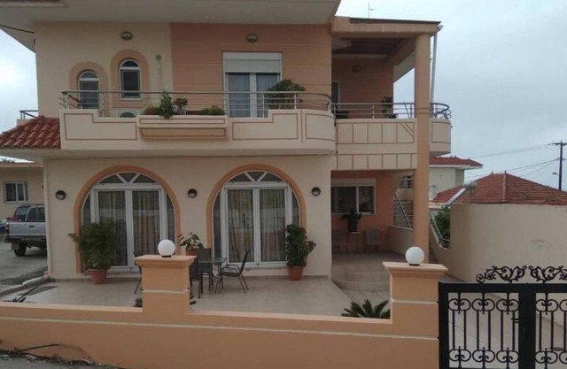 Evaggelia's House in Fanes