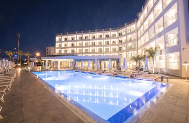 Evalena Beach Hotel