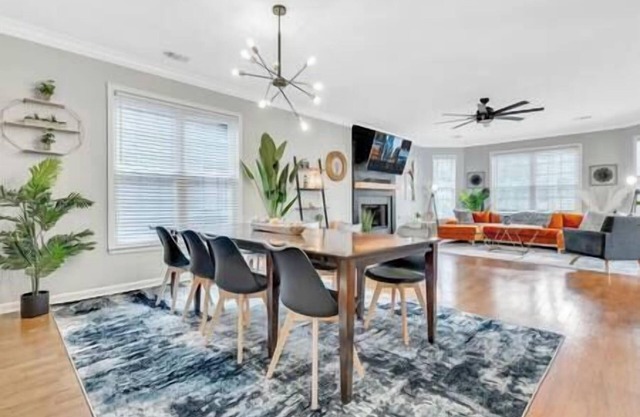 Eva’s House – Downtown ATL Getaway (12 Guests)