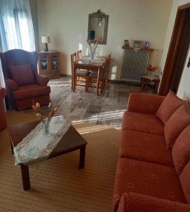 Evelyn's house