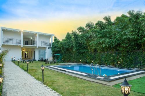 Evencia Resort