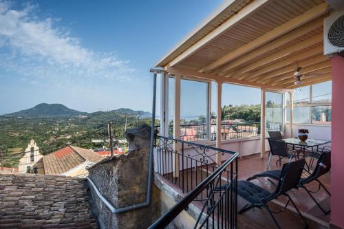 Eveniki house