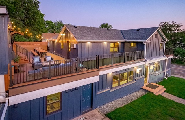 Event-Approved | Sleeps 24, Hosts 40 | Arcade & Game Room