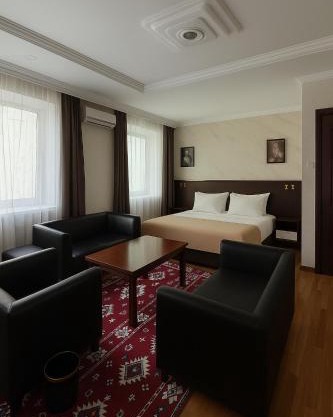 Evergreen Hotel