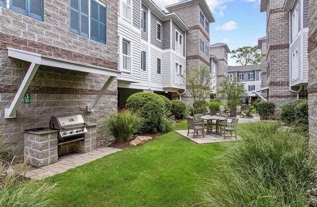 Everything included in rent, Long Term Coastal Condo, Norfolk Virginia