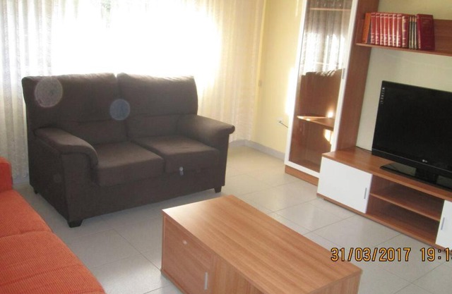 EXCELENTE APARTAMENTO CON VISTAS AL MAR 6 PLAZAS