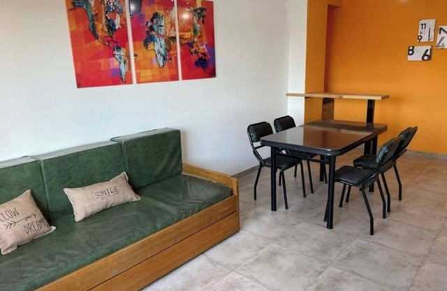 Excelente departamento en un piso alto de la ciudad a solo 200mts de la playa.