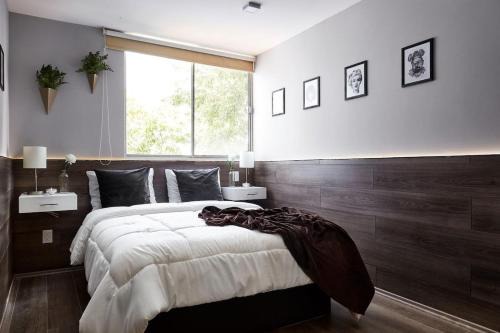 Excellent apartment! 15min from the new US embassy
