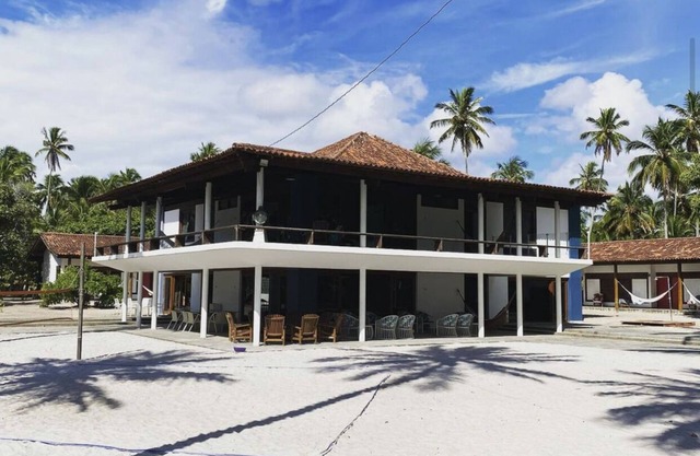 Excellent house on the seafront of Maragogi, 7 suites, 26 people