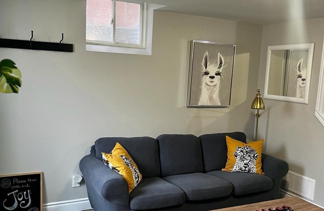 Excellent location, free parking and very clean