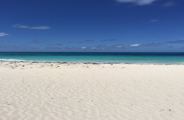 Impresionante Beach, Arrecife, y Home en privado South End de Gran Guana Cay