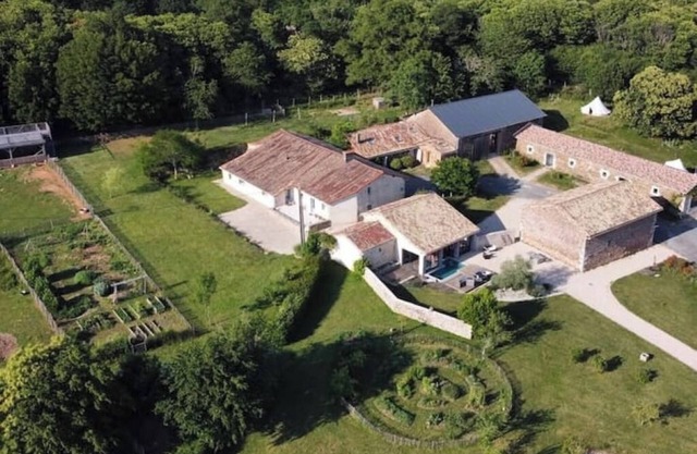 Exceptional eco-domain (spa&pool)