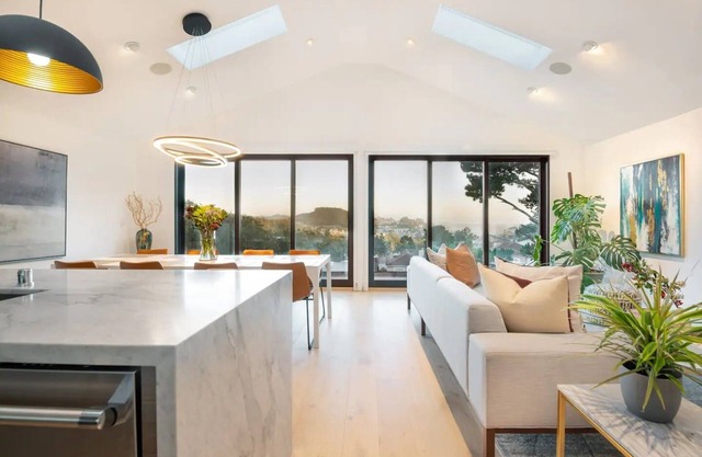 Exceptional Hilltop Villa with Panoramic View