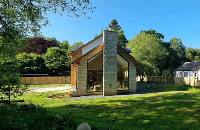 Exceptional New Beautiful House in Trossachs Loch Lomond National P. Brig O Turk