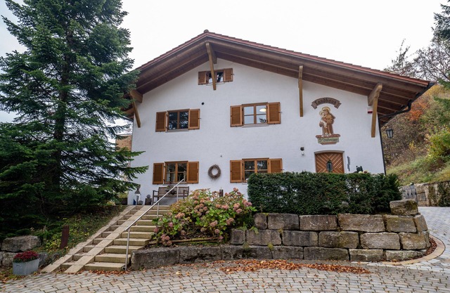 Exclusive country house at the foot of Andechs Monastery above Lake Ammersee