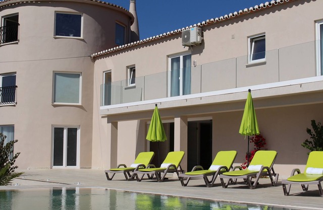 Exclusivos apartamentos de lujo. Entorno privado. Spa completo gimnasio piscina