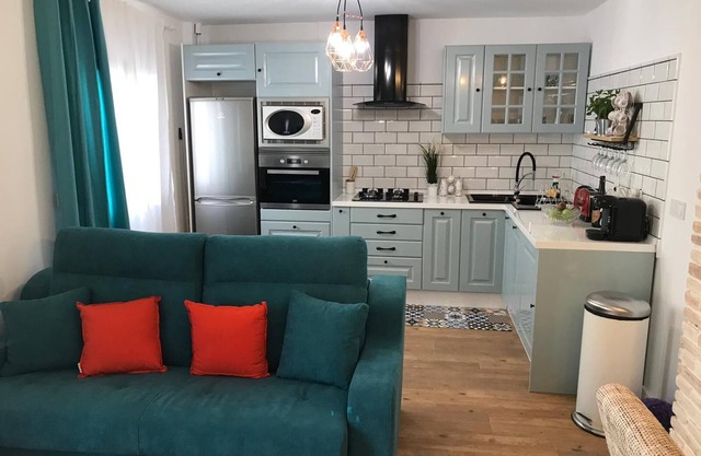 Exclusive Malvarosa Beach Apartment