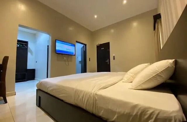 Exclusive No8 Boutique Hotel