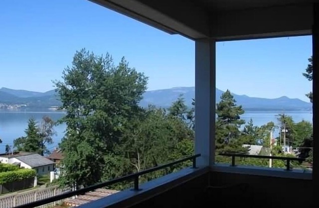 Exclusivo condominio Penthouse con vista al mar