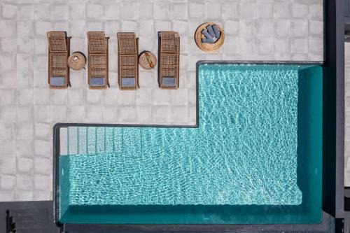 Exclusive Santorini Villa The Drop The Flame Villa 2 Bedrooms Private Outdoor Jacuzzi and Serene Location Vourvoulos