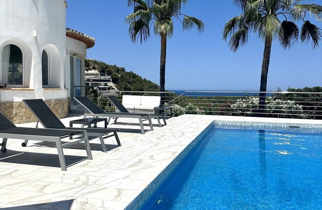 Villa exclusiva con vistas al mar para alquilar, 3 B + 3B, CIELO