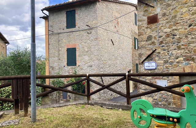 Torre de piedra exclusiva.