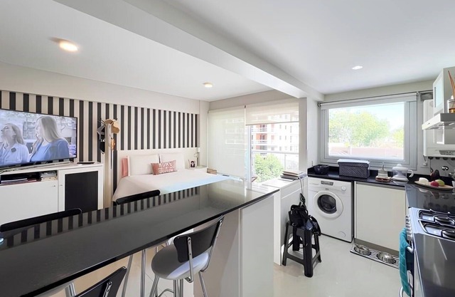 Exclusivo Monoambiente en calle Avenida lIbertad en La Perla Mar del Plata.