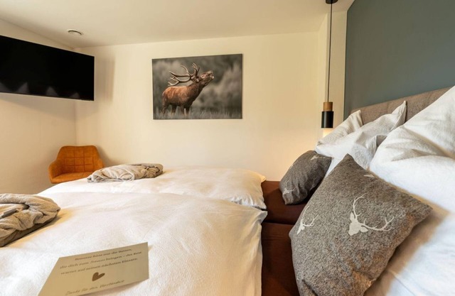 Exclusive suite with whirlpool, sauna 1-2 persons - Ferienhaus Im Lachergarten