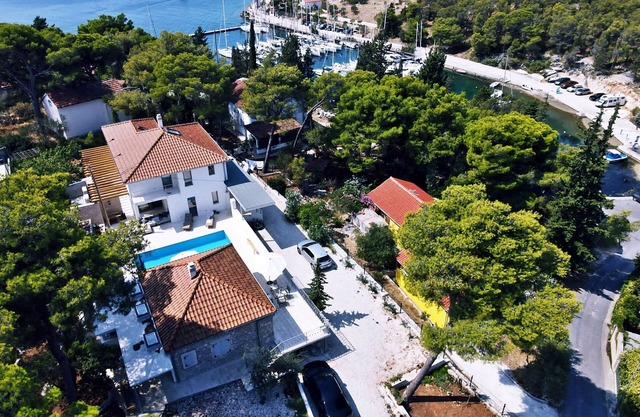 ➤Exclusive vacation home "Villa Marumare", new build 2021, pool, only 300 m to the beach