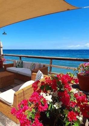 exclusive VILLA cel