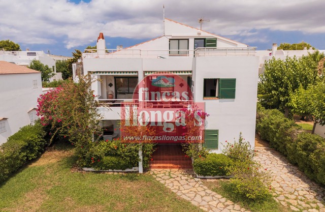 Villa con vistas al mar en una de las mejores zonas. Aire acondicionado.