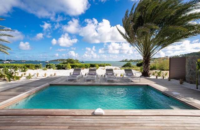 Exclusive Villa Pure by the Sea