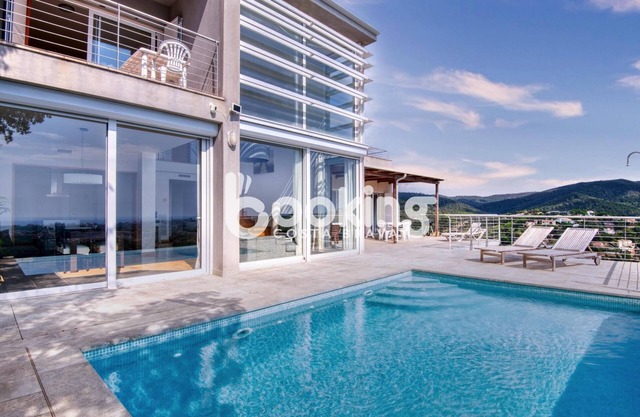 Villa exclusiva con vistas al mar en Costa Brava
