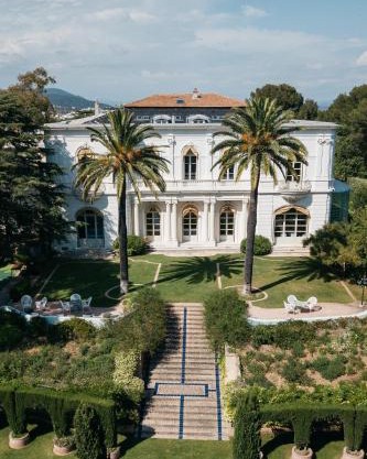 Exclusive waterfront villa in Domaine Rocabella - French Riviera