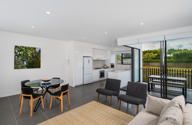 Executive 2BR Bulimba Apartment enfrente del parque en Oxford St