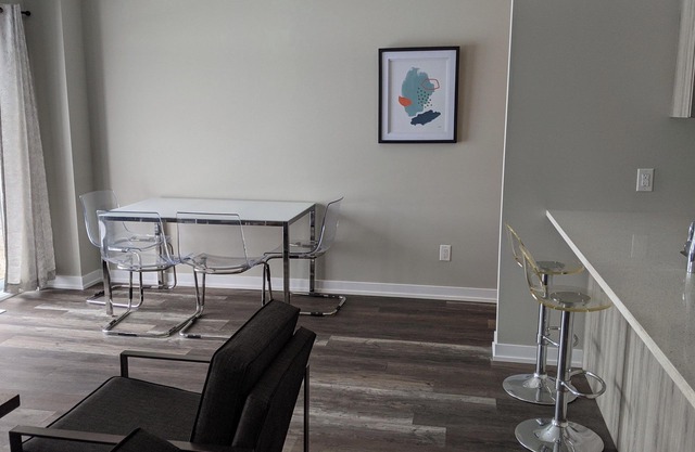 Executive 3-Bedroom Townhouse Condo with 3 Ensuites
