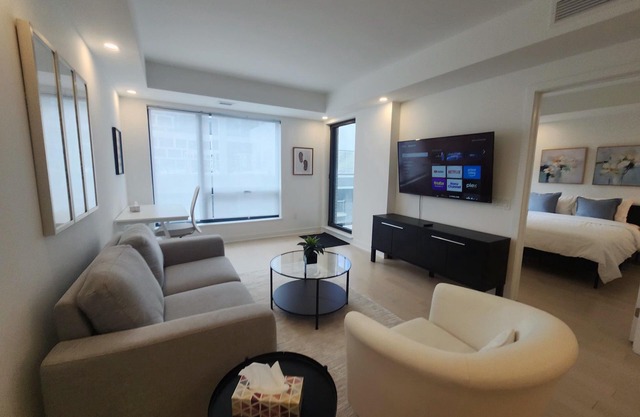 Executive condo- 4 min walk to Paliament- 4 months minimum- Available Aug 1.2025