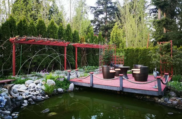 Executive Family Retreat Near Vancouver – Sleeps 6, Golf, Business & Photography
